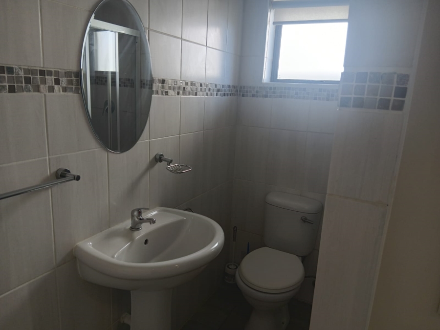 To Let 2 Bedroom Property for Rent in Dana Bay Western Cape